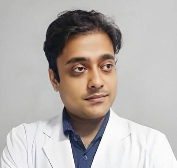 Dr. Gaurav Tulsyan, M.Ch urologist at Narayan Hospital, Gorakhpur