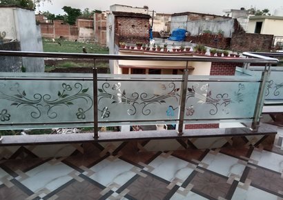 Photograph of Narayan Hospital, Gorakhpur